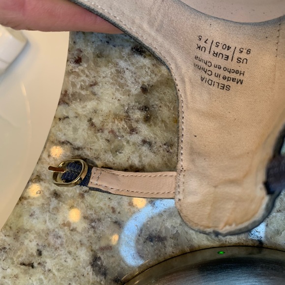 Kelley & Katie Selidia strappy 9.5 3” heels - Picture 12 of 12